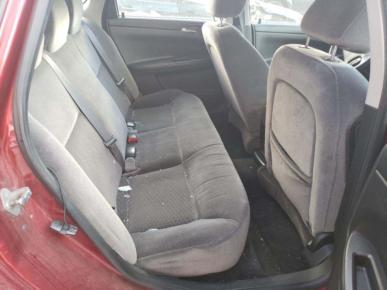 2011 Chevrolet Impala - Image 10