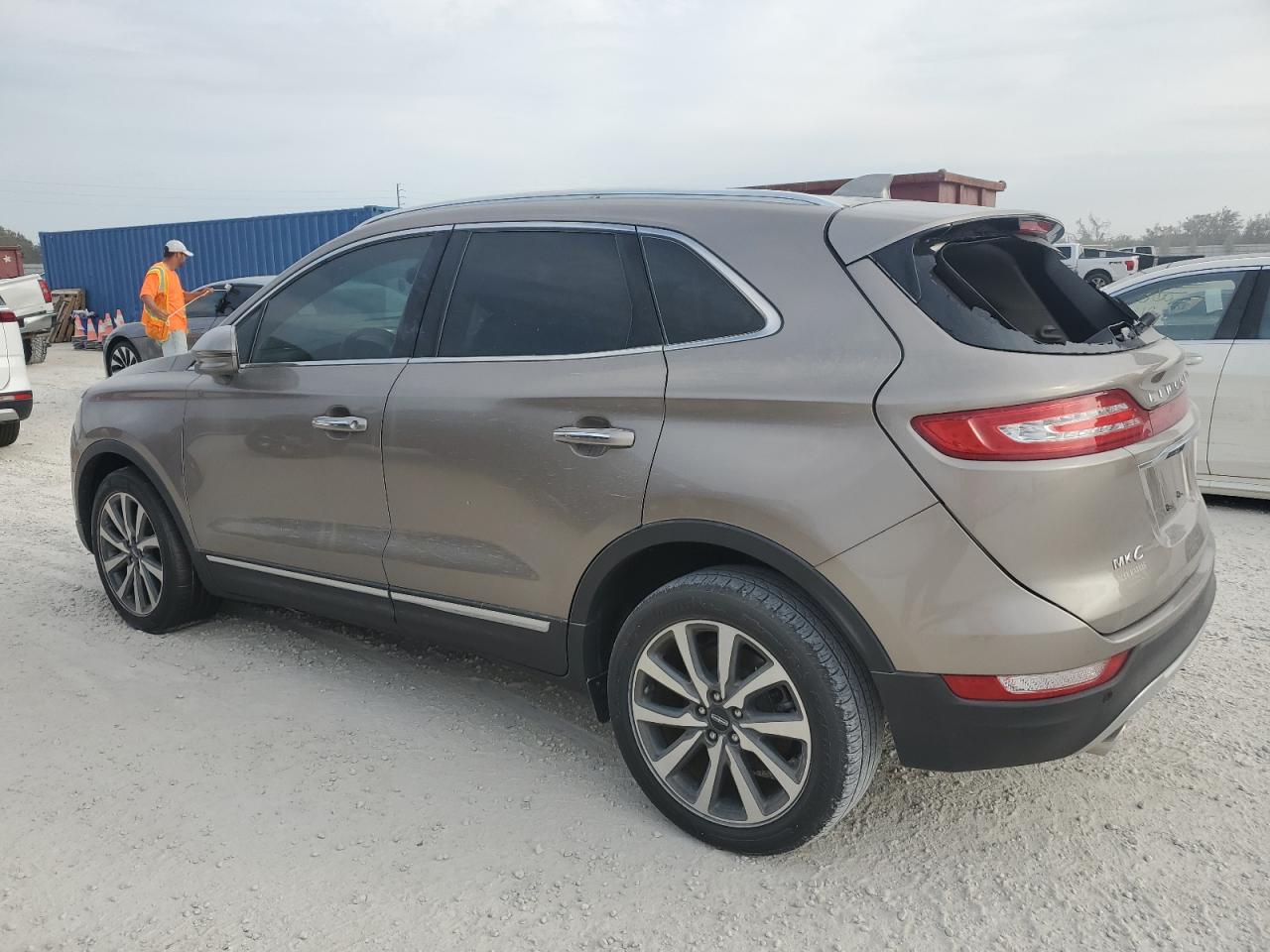 2019 Lincoln MKC - Image 2