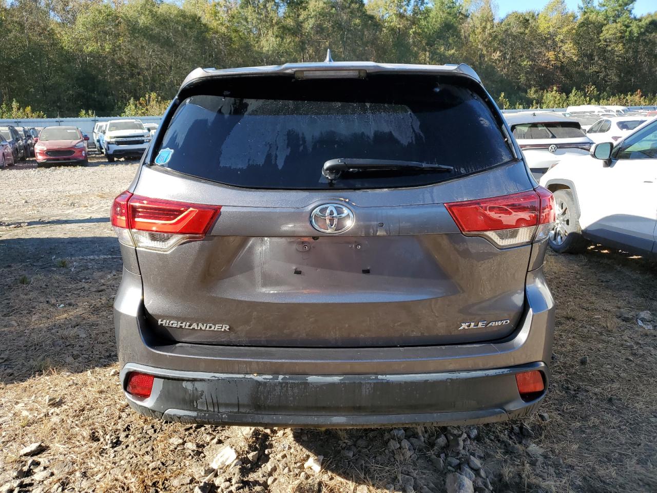 VIN 5TDJZRFH0KS596836 2019 TOYOTA HIGHLANDER no.6