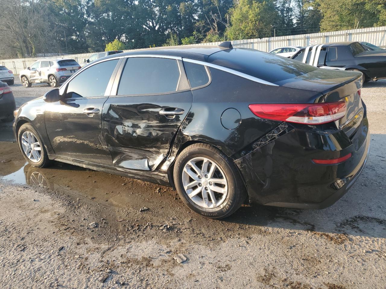 2019 Kia Optima - Image 2