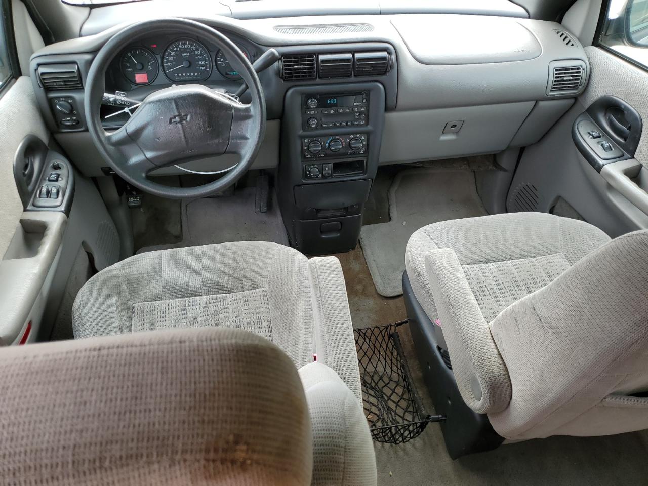 2002 Chevrolet Venture - Image 8
