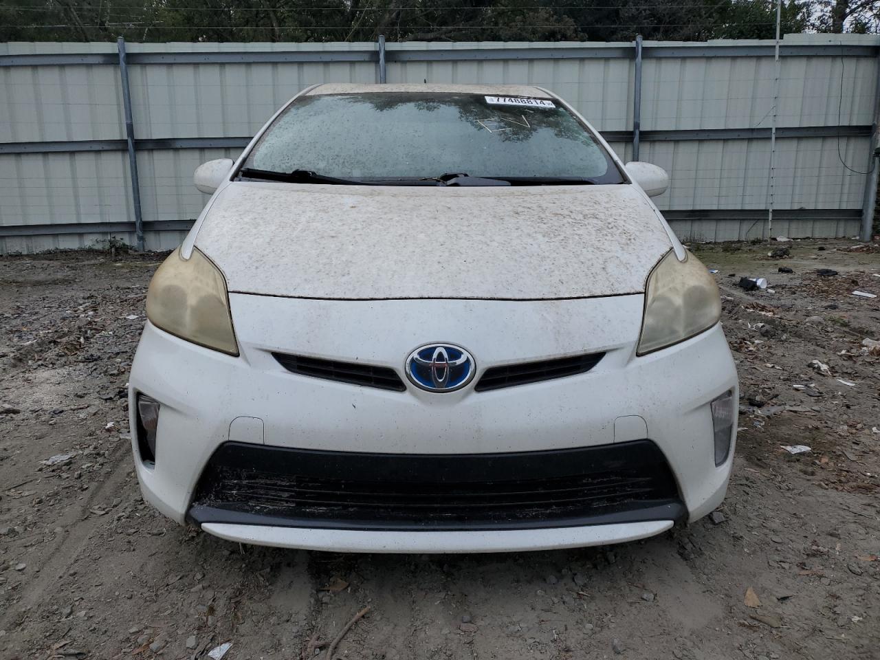 2012 Toyota Prius - Image 5