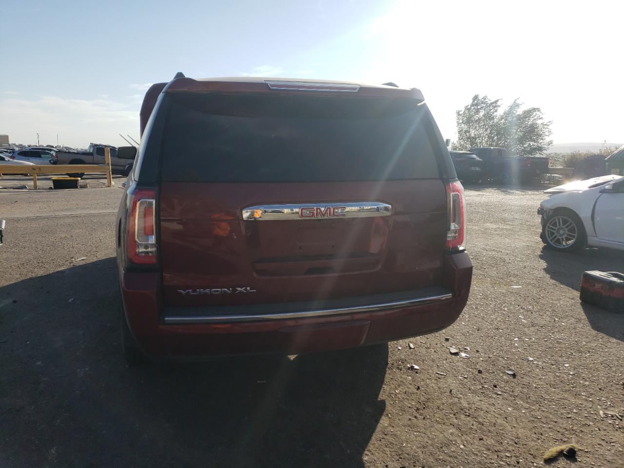 1GKS2HKJ4LR169076 2020 GMC Yukon Xl Denali