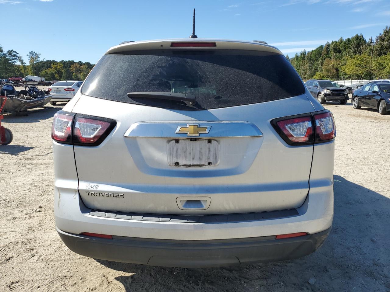 2017 Chevrolet Traverse Ls VIN: 1GNKRFKD8HJ113953 Lot: 76185534