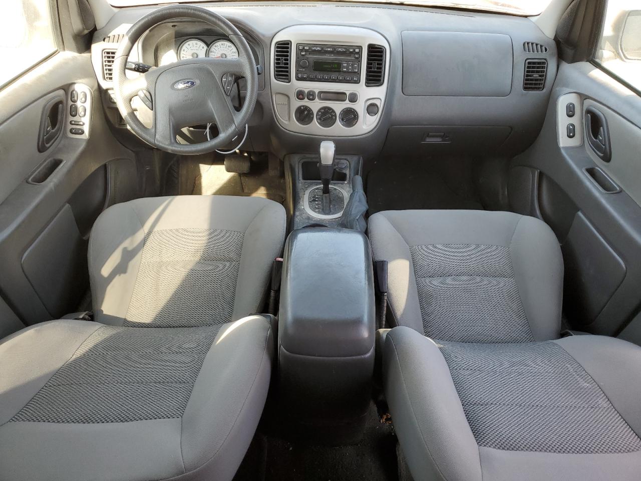 2006 Ford Escape - Image 8