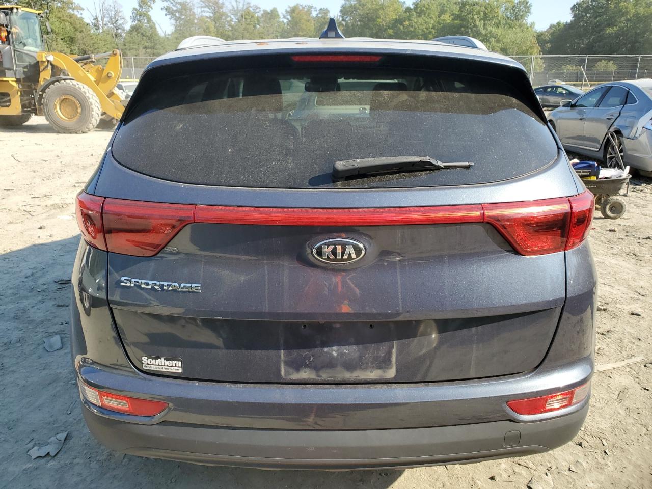 KNDPMCAC0J7374274 2018 Kia Sportage Lx