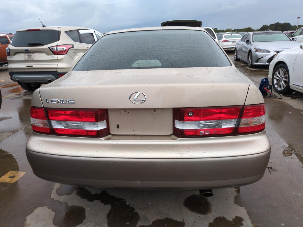 2001 Lexus Es 300 VIN: JT8BF28G210336205 Lot: 74605284