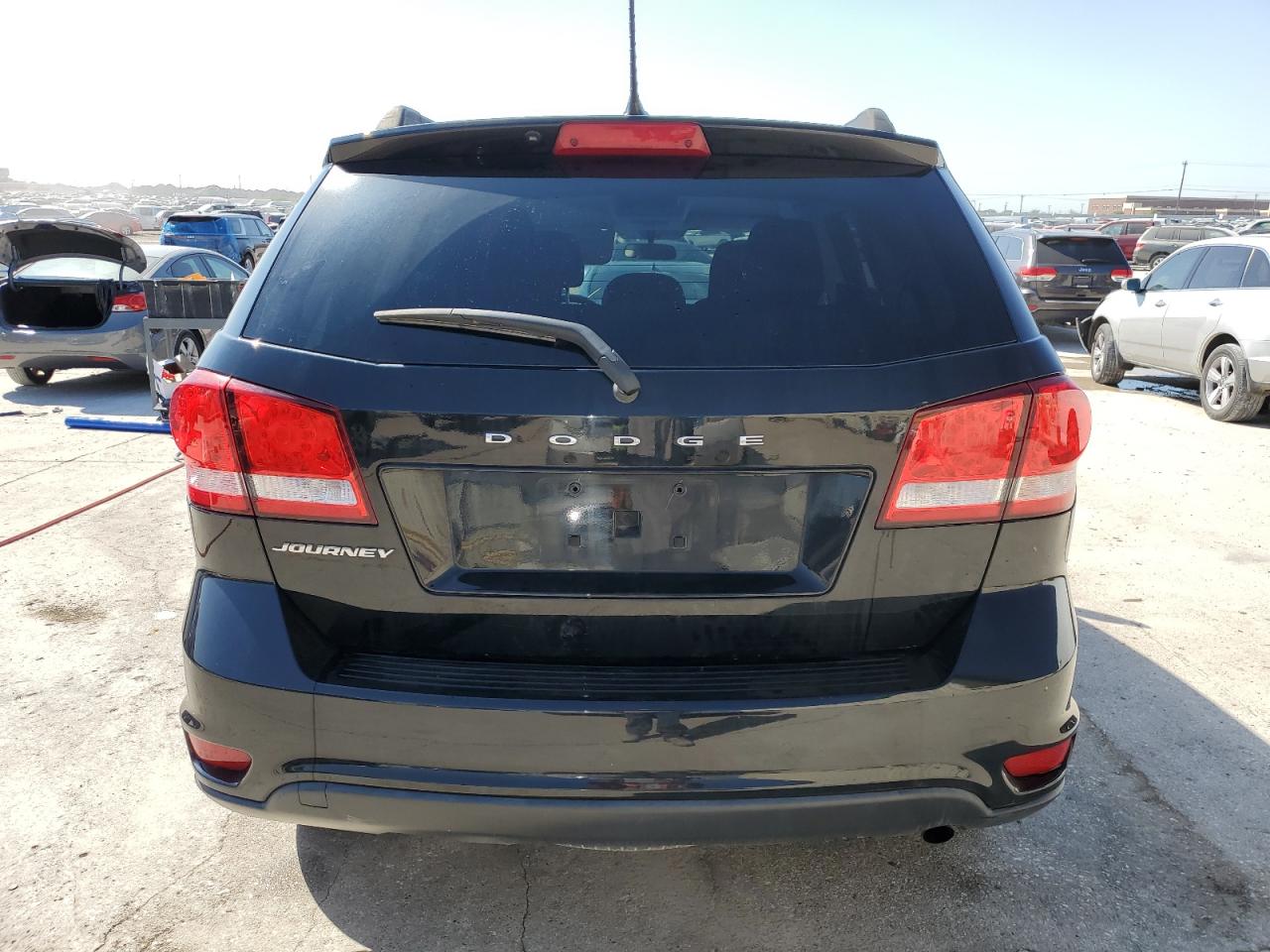 2018 Dodge Journey Sxt VIN: 3C4PDCBBXJT277388 Lot: 73740254