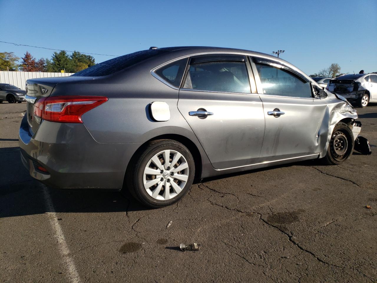 2017 Nissan Sentra - Image 3