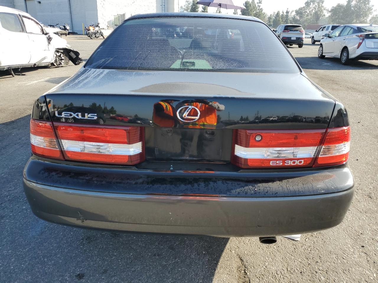 2000 Lexus Es 300 VIN: JT8BF28G2Y5088230 Lot: 75276004