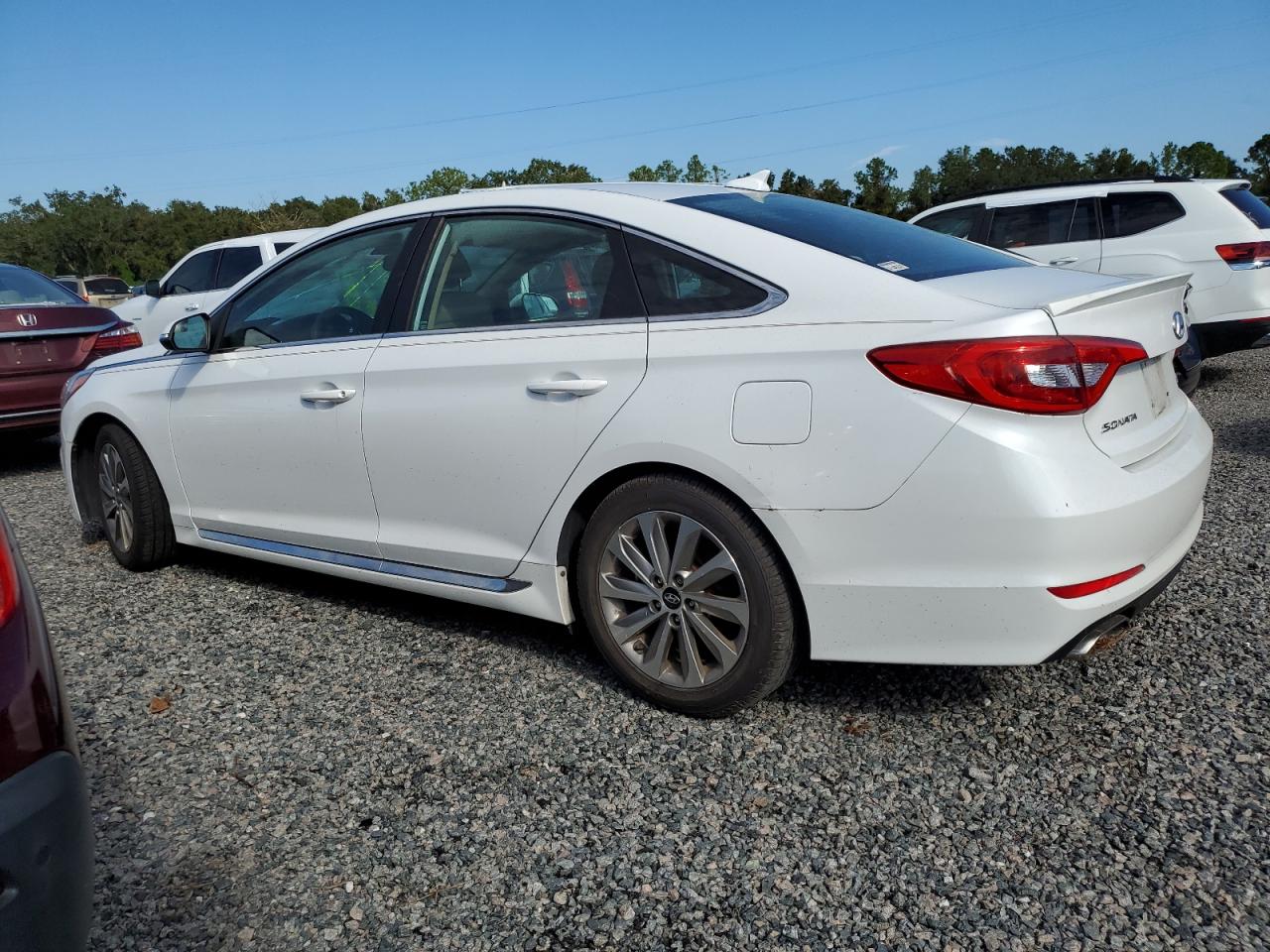 5NPE34AF7FH071716 2015 HYUNDAI SONATA - Image 2