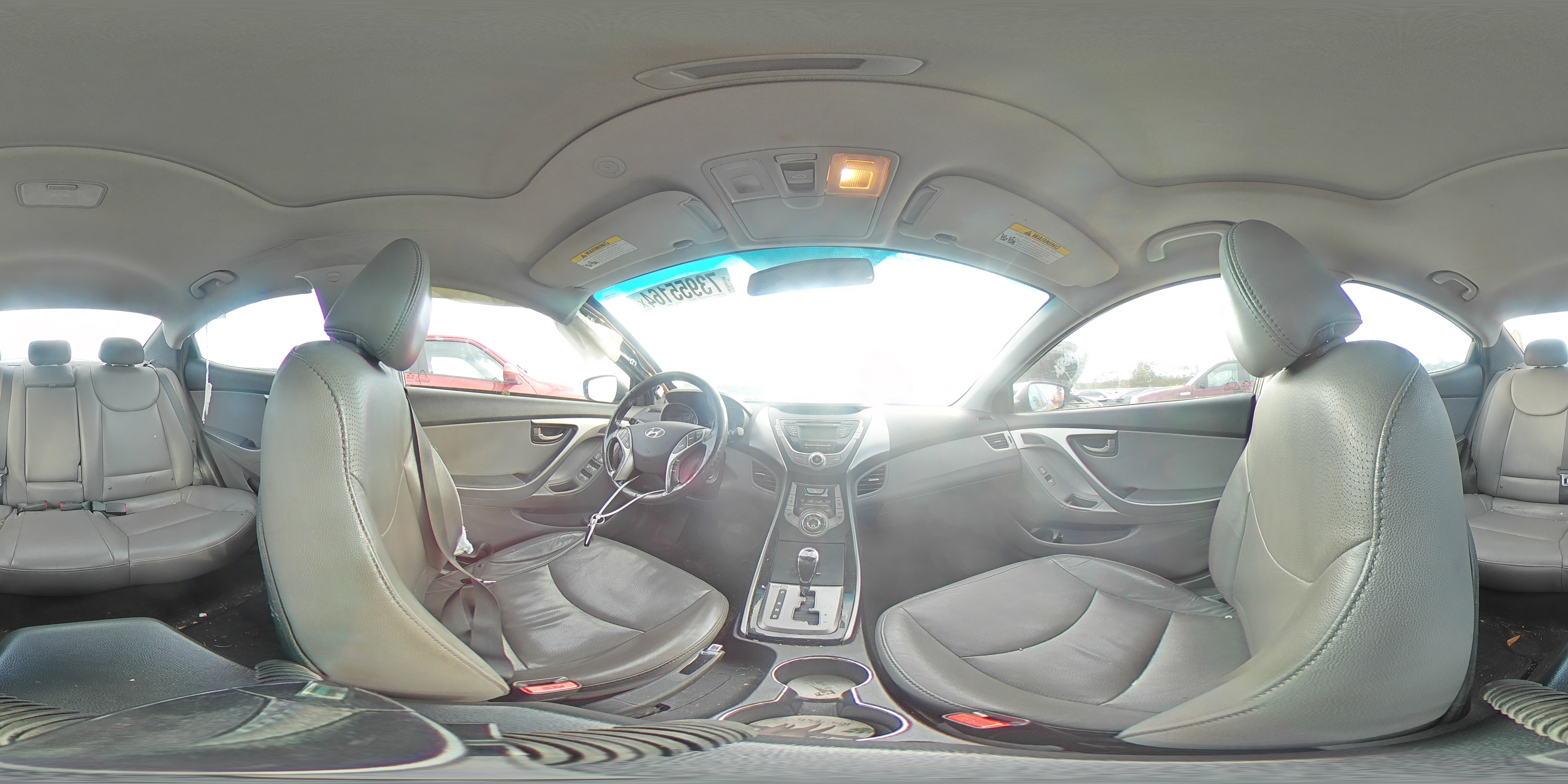 2013 Hyundai Elantra - Image 12
