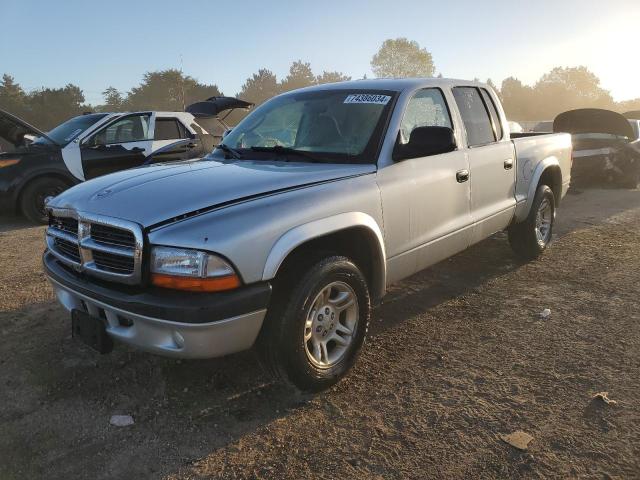 2004 Dodge Dakota Quad Sport