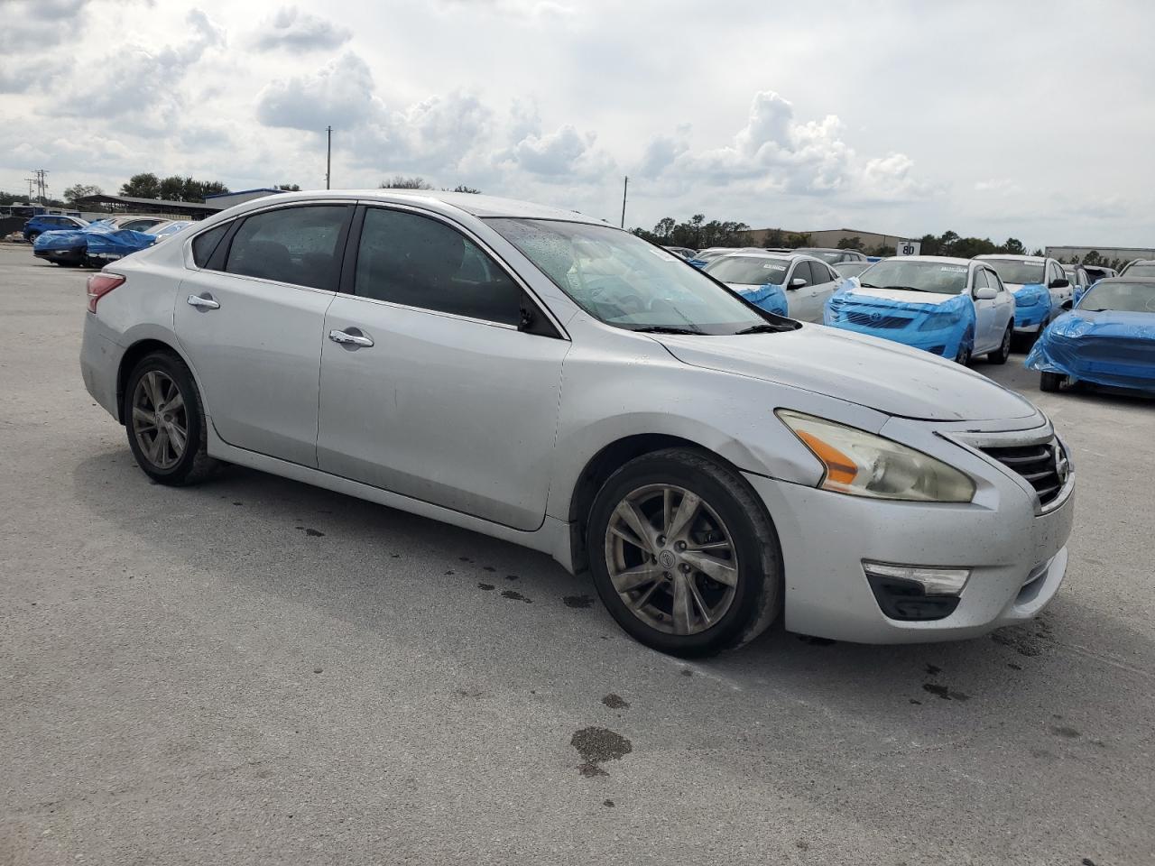 2013 Nissan Altima - Image 4