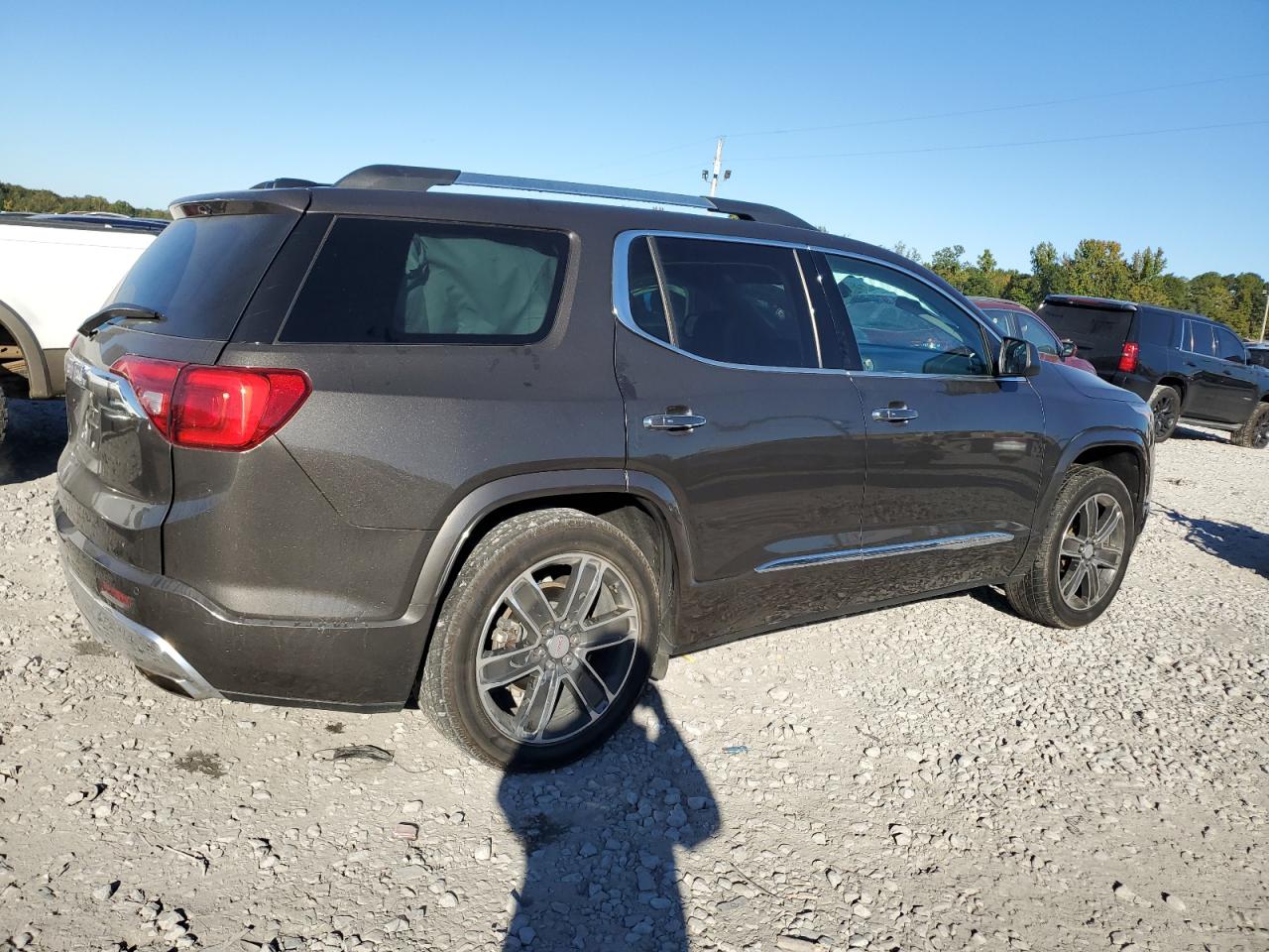 2019 GMC Acadia - Image 3
