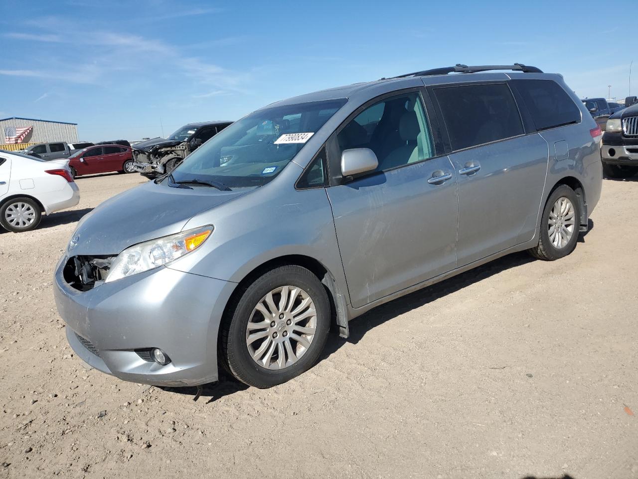 2014 Toyota Sienna Xle VIN: 5TDYK3DC2ES442785 Lot: 77990834