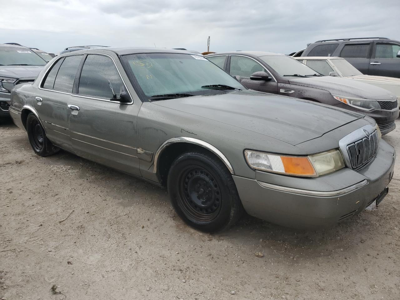 2000 Mercury Grand Marquis - Image 4