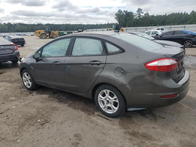 Sedans FORD FIESTA 2016 Gray