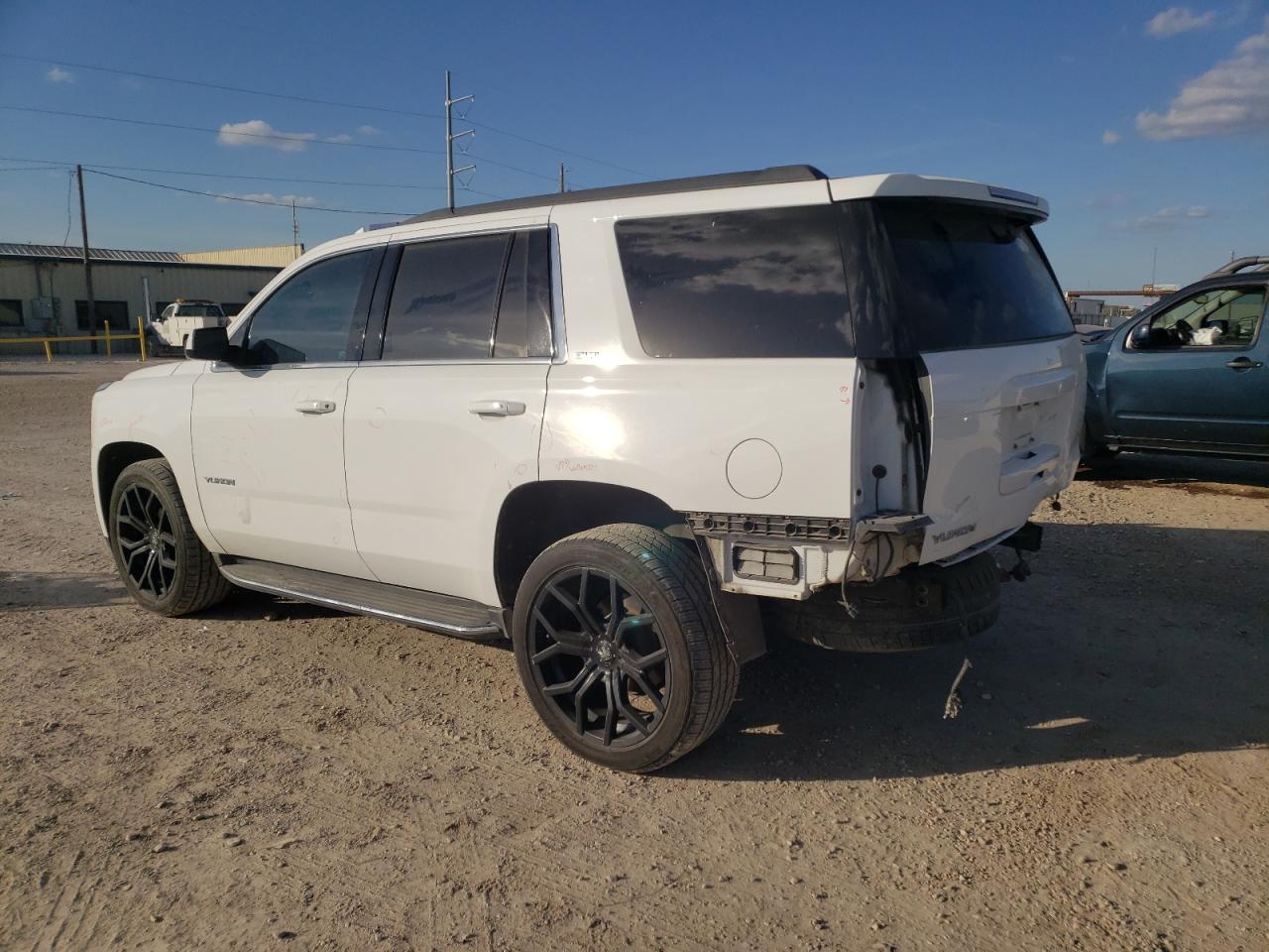 2018 GMC Yukon - Image 2