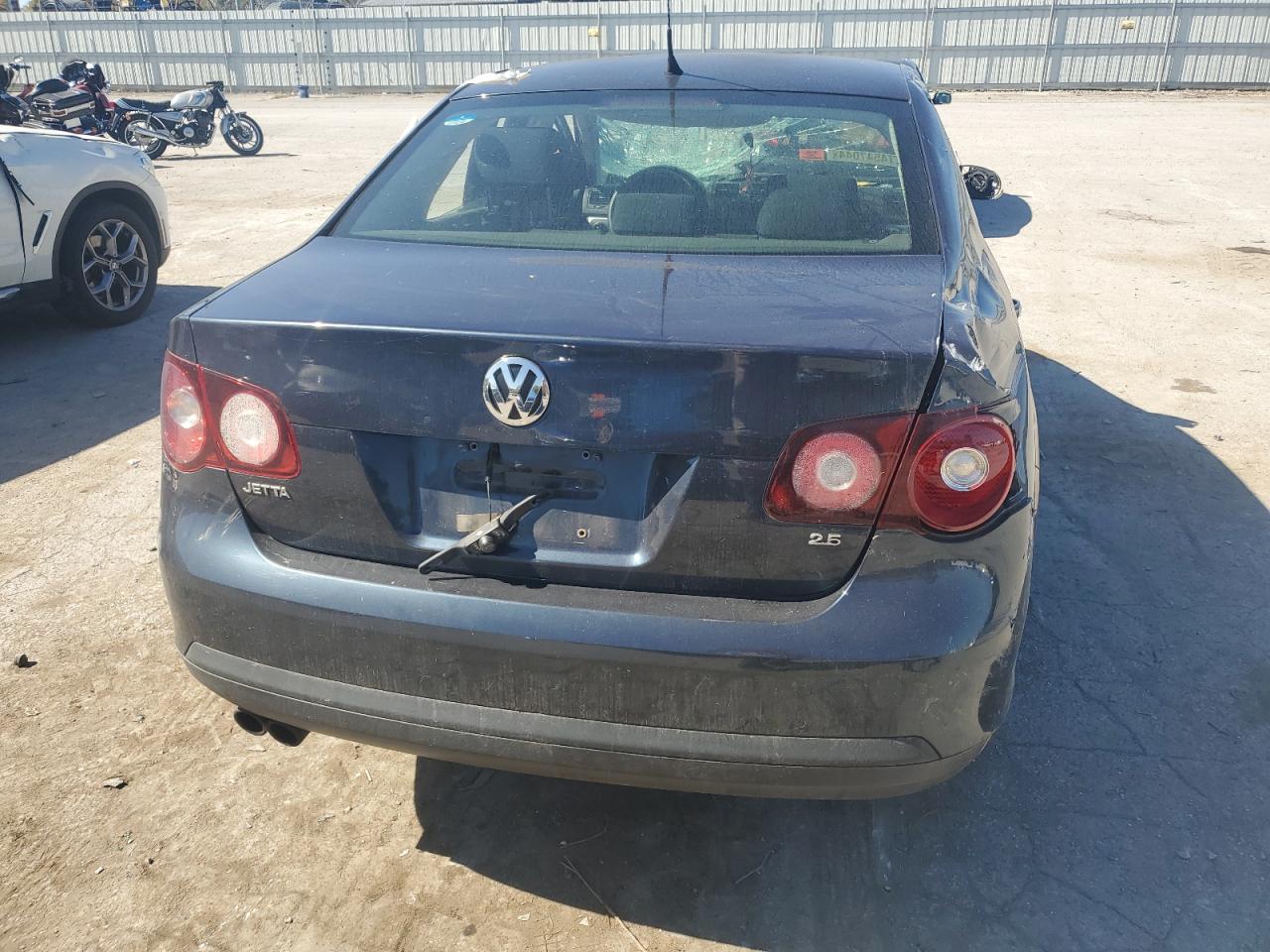 2010 Volkswagen Jetta S VIN: 3VWJZ7AJ8AM003914 Lot: 74547044