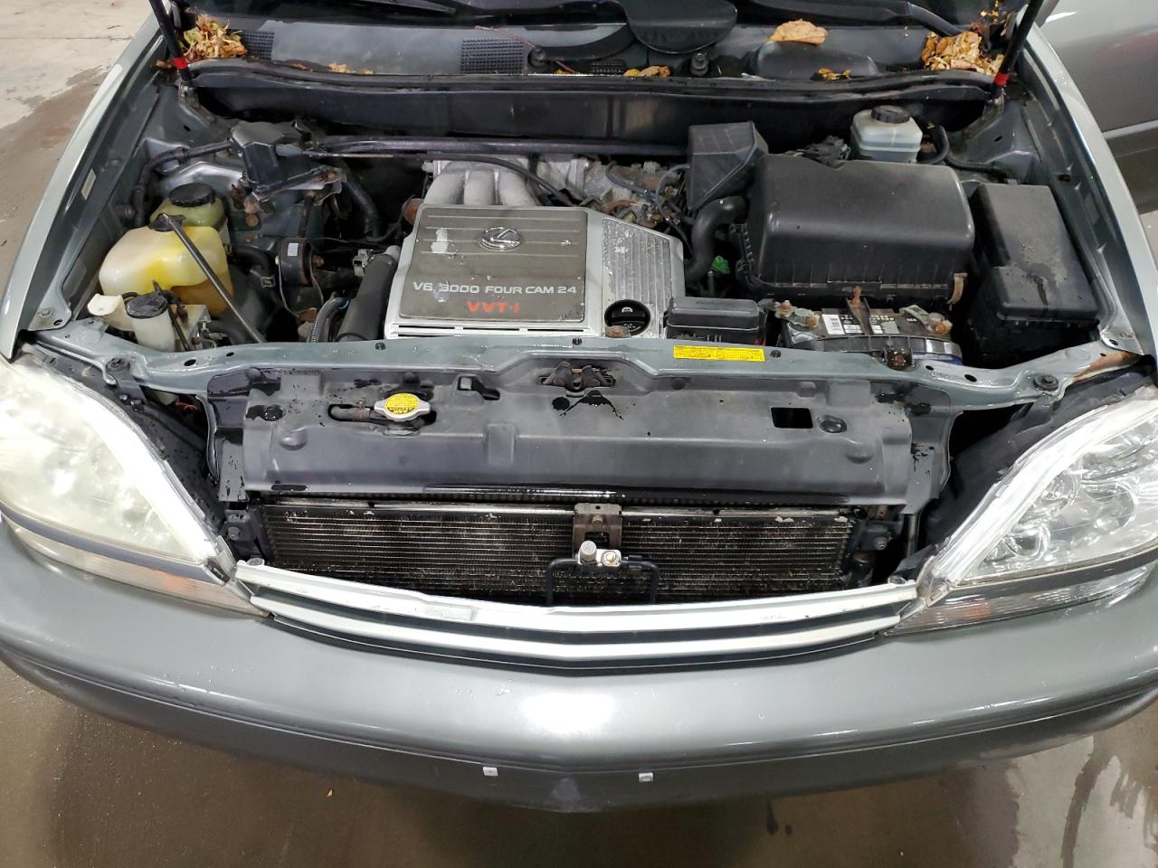 2002 Lexus RX - Image 12