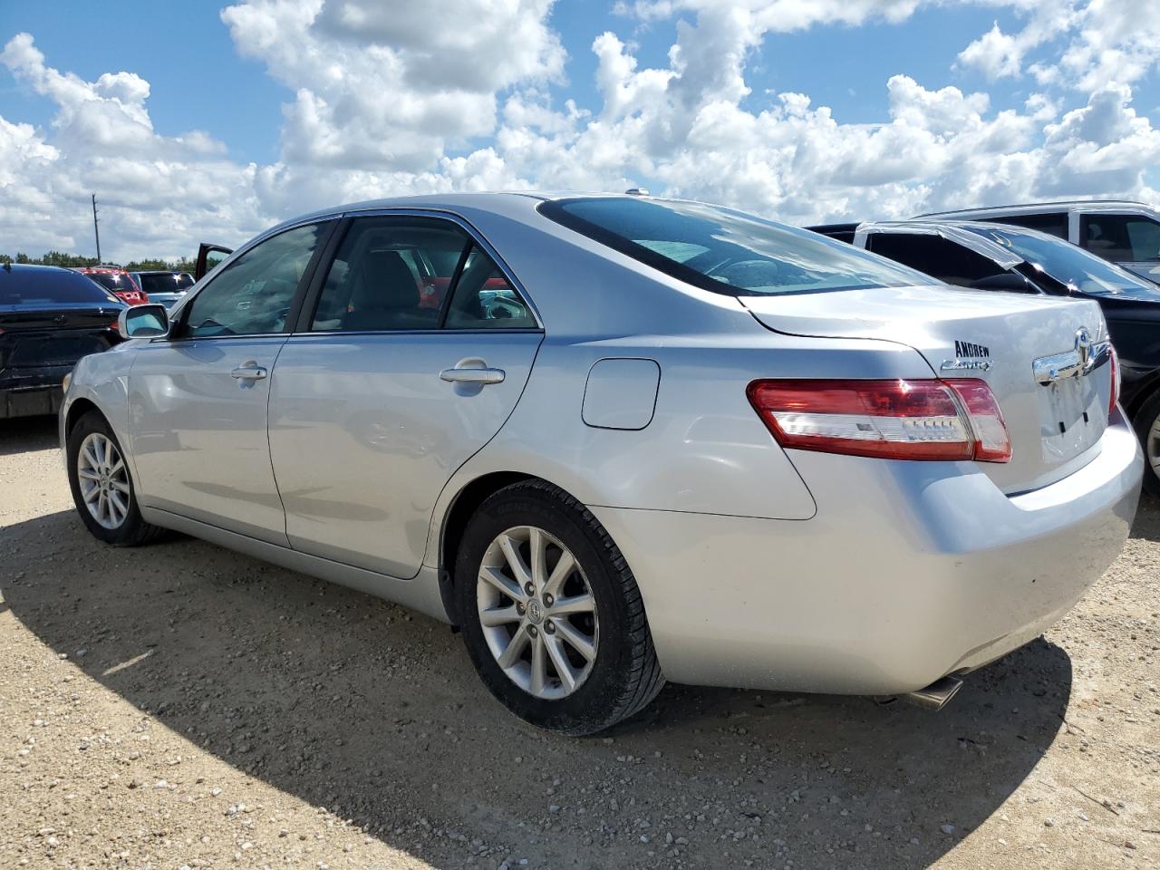 2011 Toyota Camry - Image 2