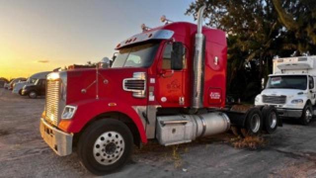 2015 Freightliner 122Sd 