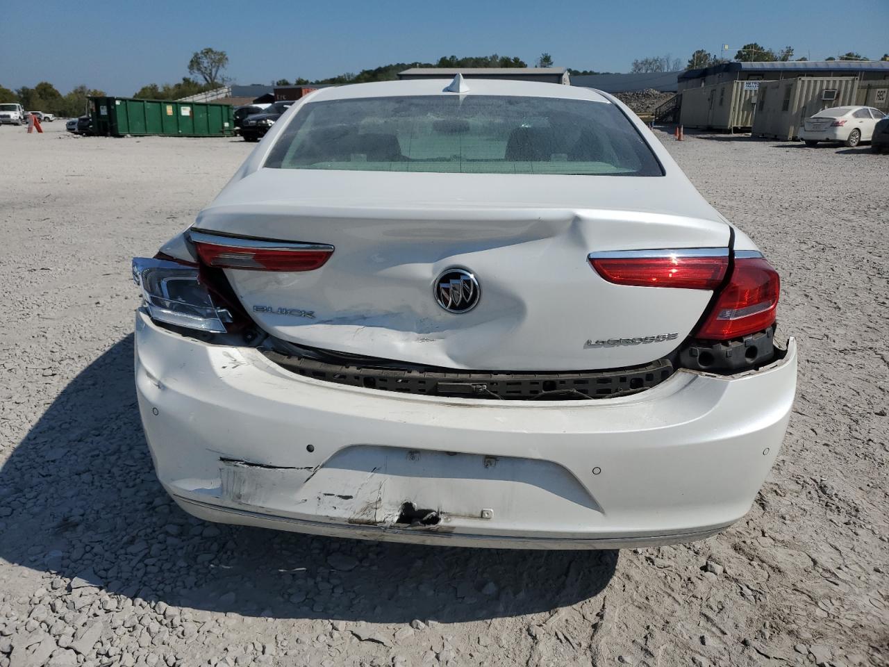 1G4ZP5SZ9JU136368 2018 Buick Lacrosse Essence