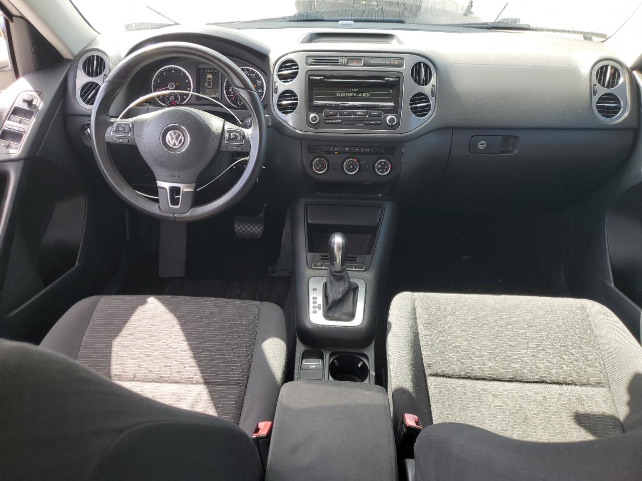 WVGAV3AX1EW616017 2014 Volkswagen Tiguan S