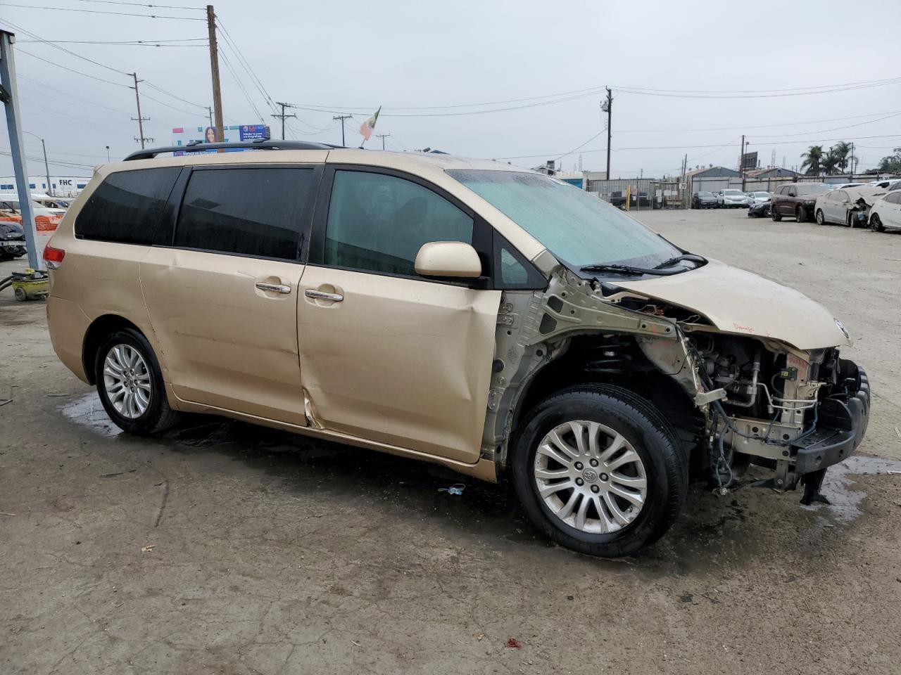 5TDYK3DC7BS134250 2011 Toyota Sienna Xle