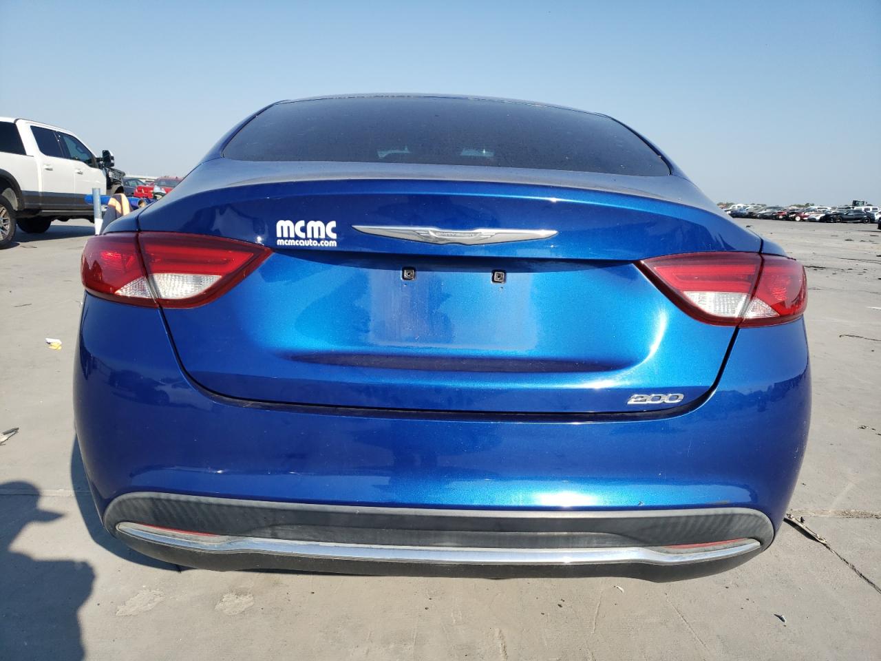 2015 Chrysler 200 - Image 6