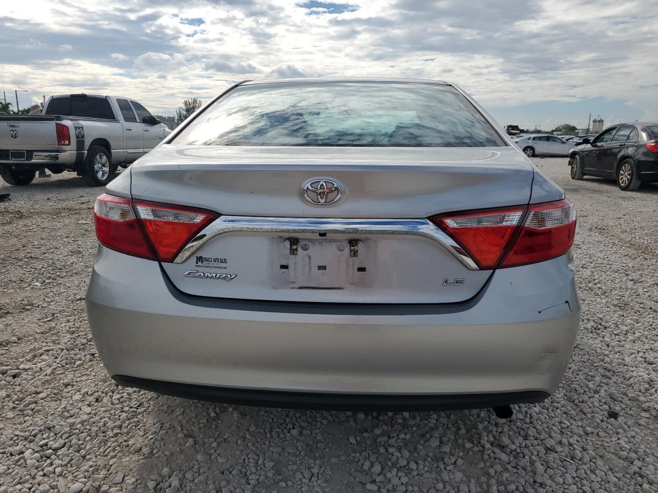 4T1BF1FK1FU948166 2015 Toyota Camry Le