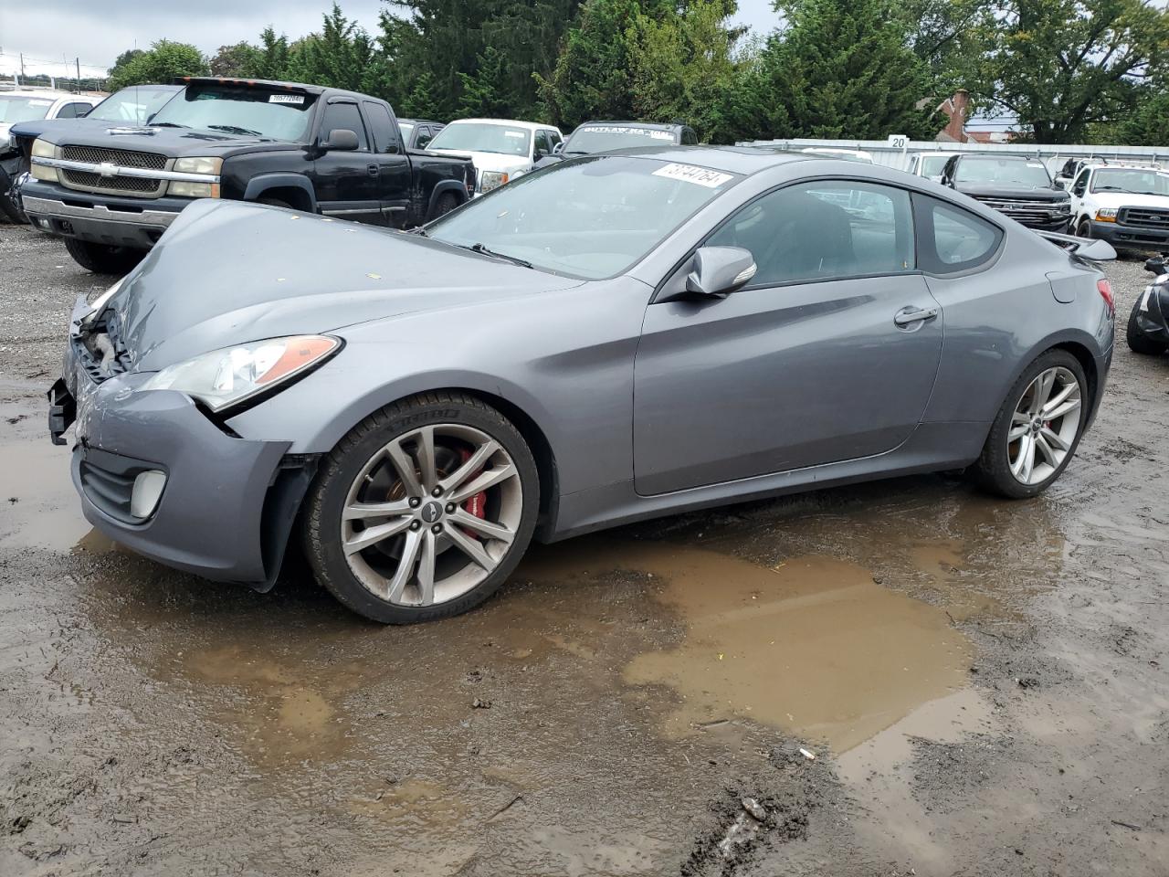 2010 Hyundai Genesis - Image 1
