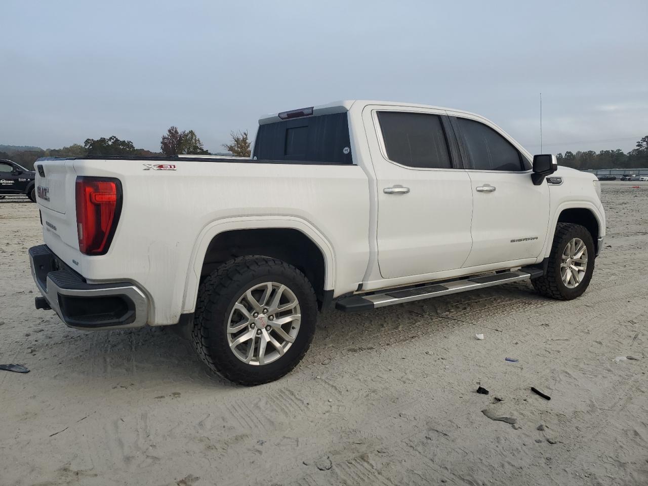 VIN 3GTU9DED5KG230691 2019 GMC SIERRA no.3