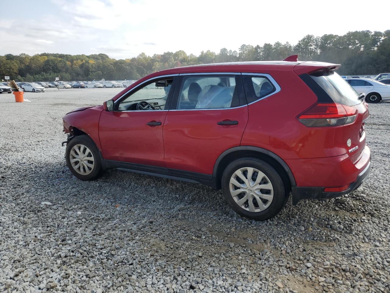 2017 Nissan Rogue - Image 2