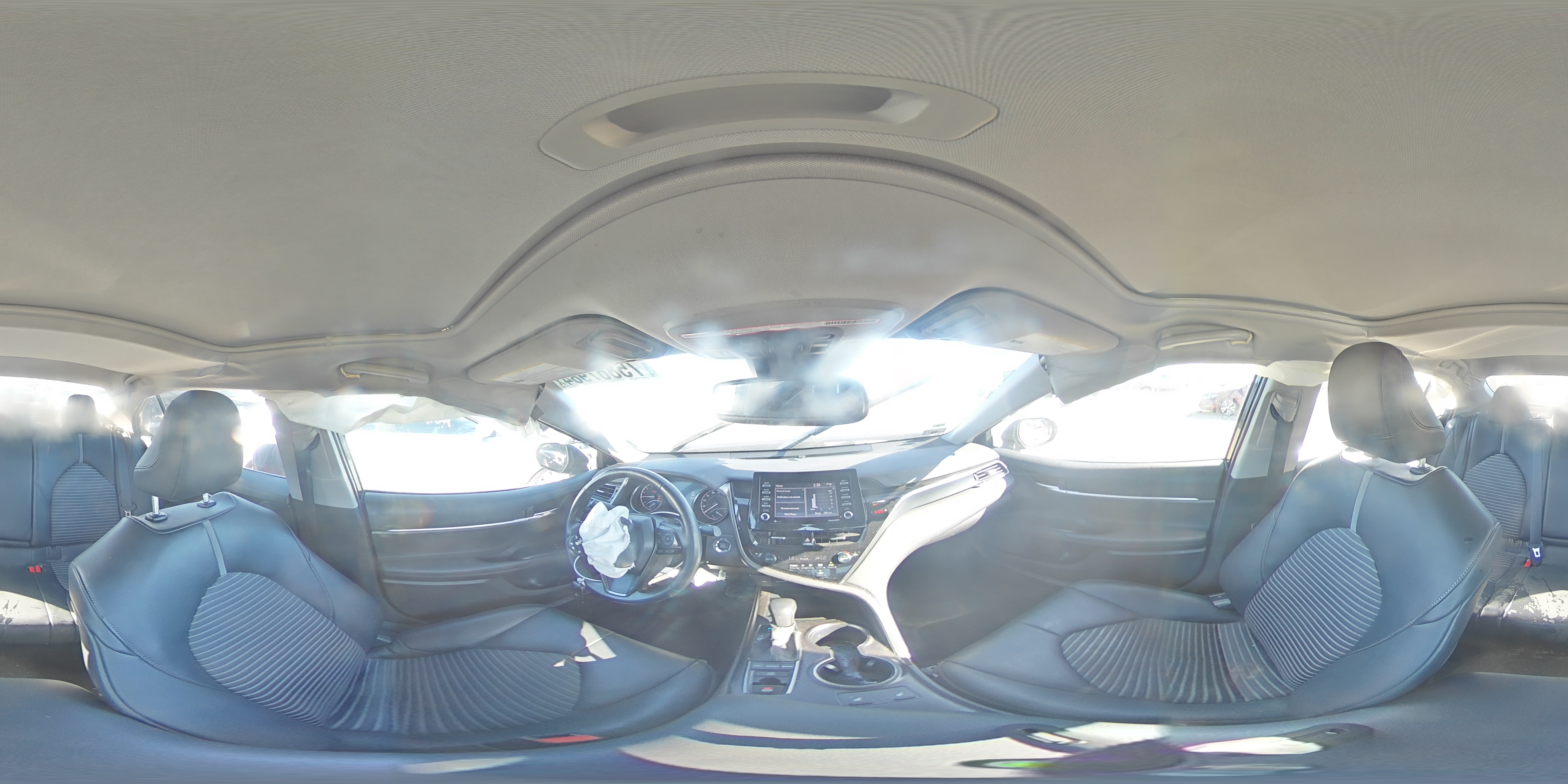 2022 Toyota Camry - Image 14