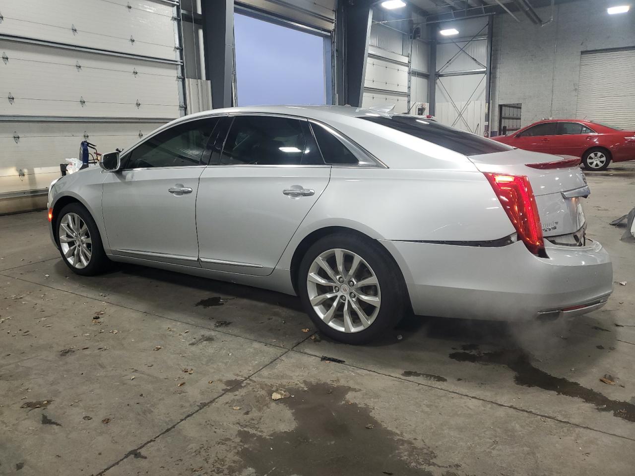 2015 Cadillac XTS - Image 2