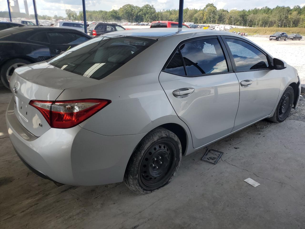 VIN 2T1BURHE2FC269813 2015 TOYOTA COROLLA no.3