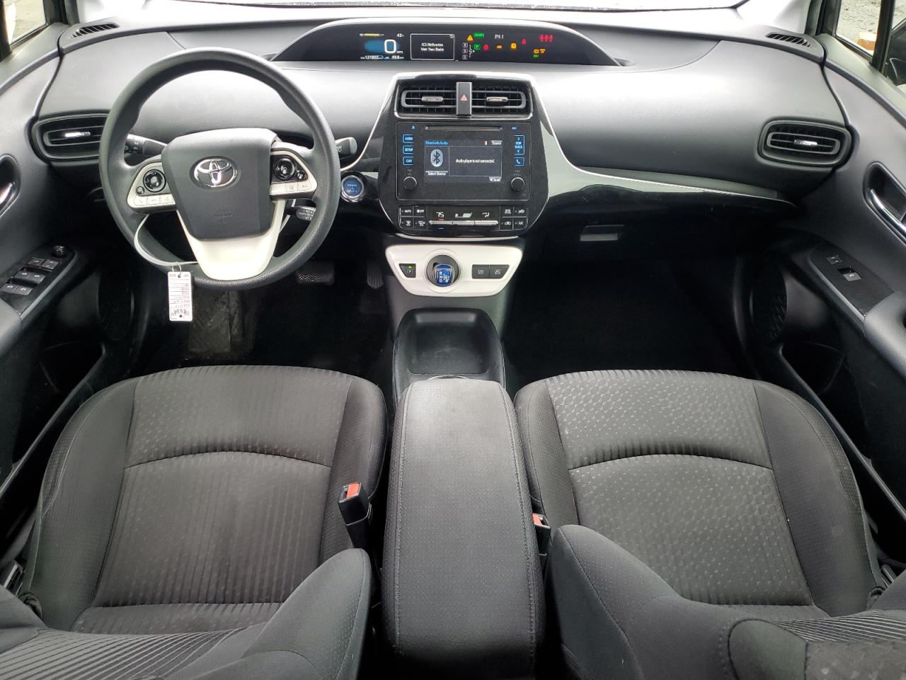 2017 Toyota Prius - Image 8