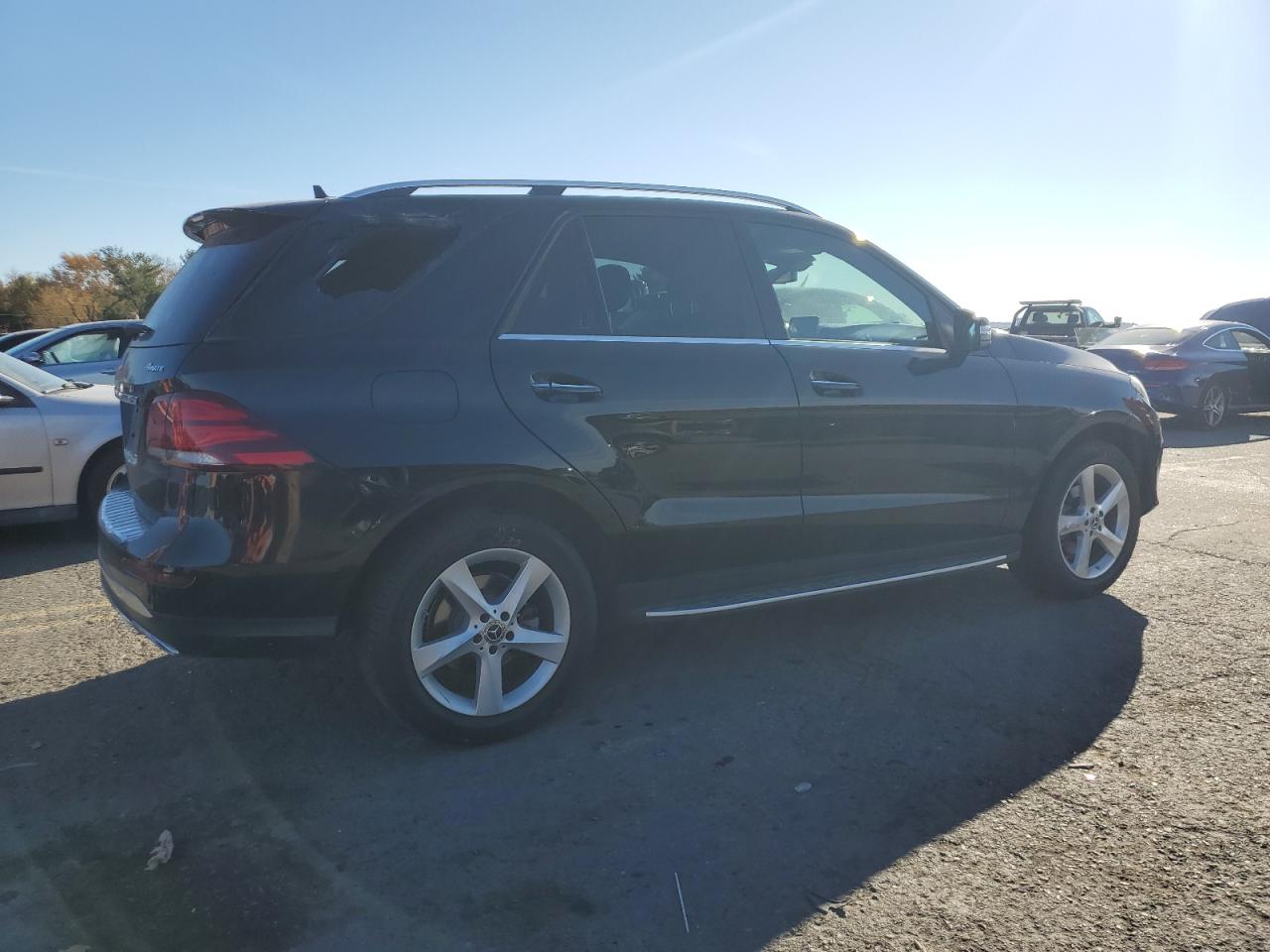2017 Mercedes-Benz GLE - Image 3
