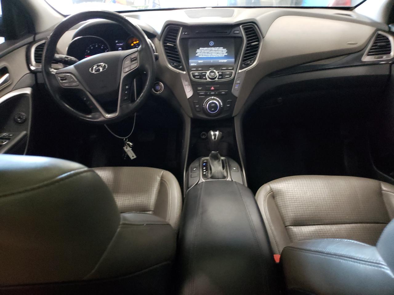 2013 Hyundai Santa Fe - Image 8