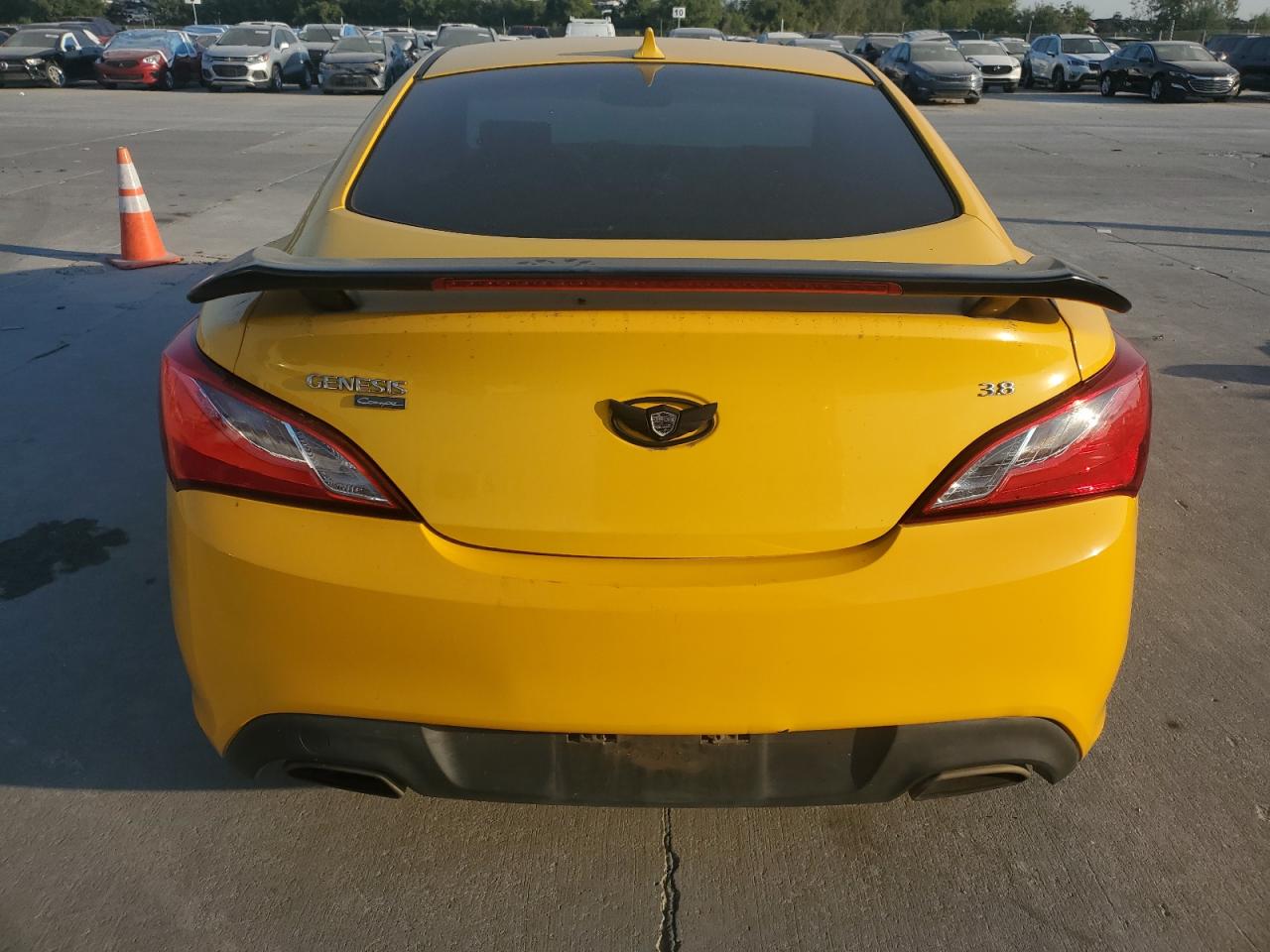 2010 Hyundai Genesis Coupe 3.8L VIN: KMHHU6KH4AU038270 Lot: 75613284