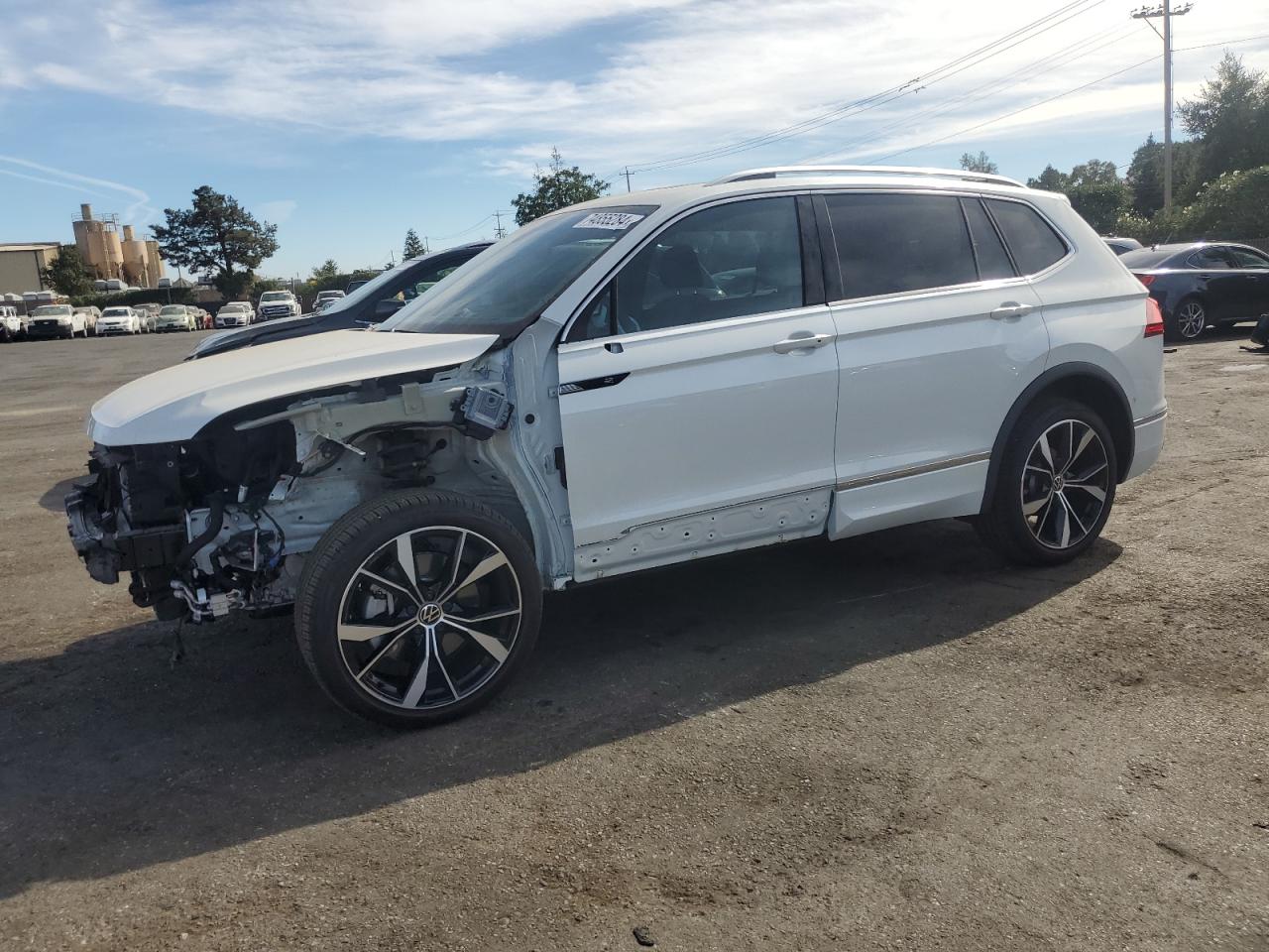 3VV4B7AXXRM068091 2024 VOLKSWAGEN TIGUAN - Image 1