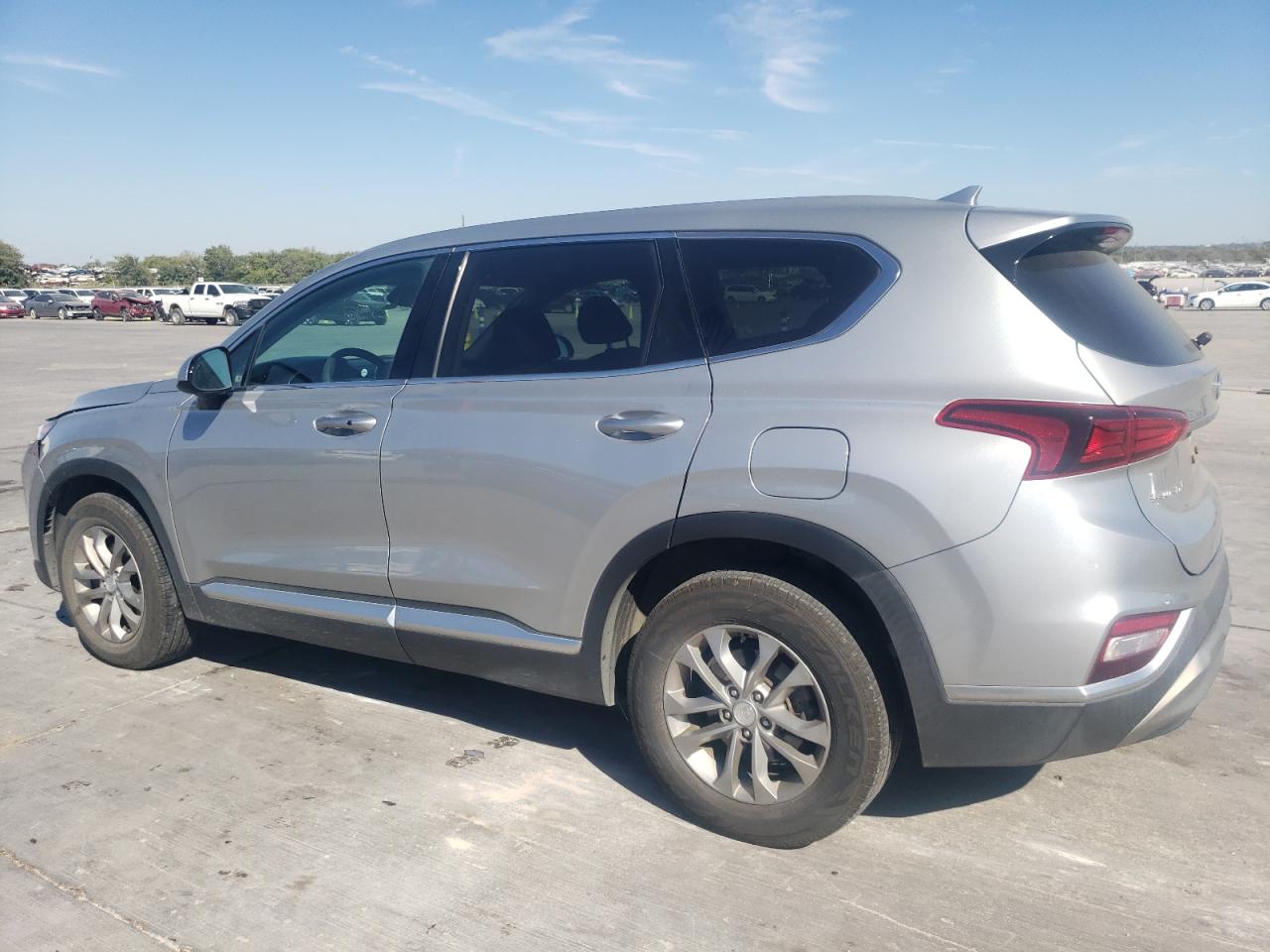 2020 Hyundai Santa Fe - Image 2