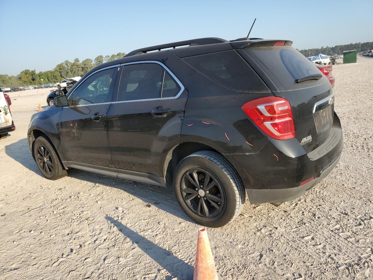 2017 Chevrolet Equinox - Image 2