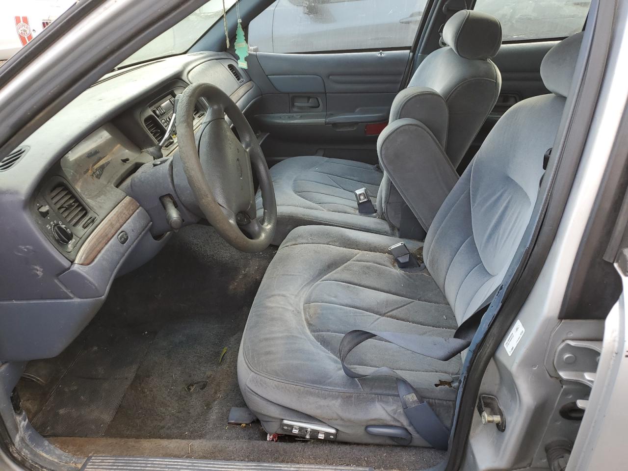 1997 Ford Crown Victoria VIN: 2FALP73W2VX230784 Lot: 76339234