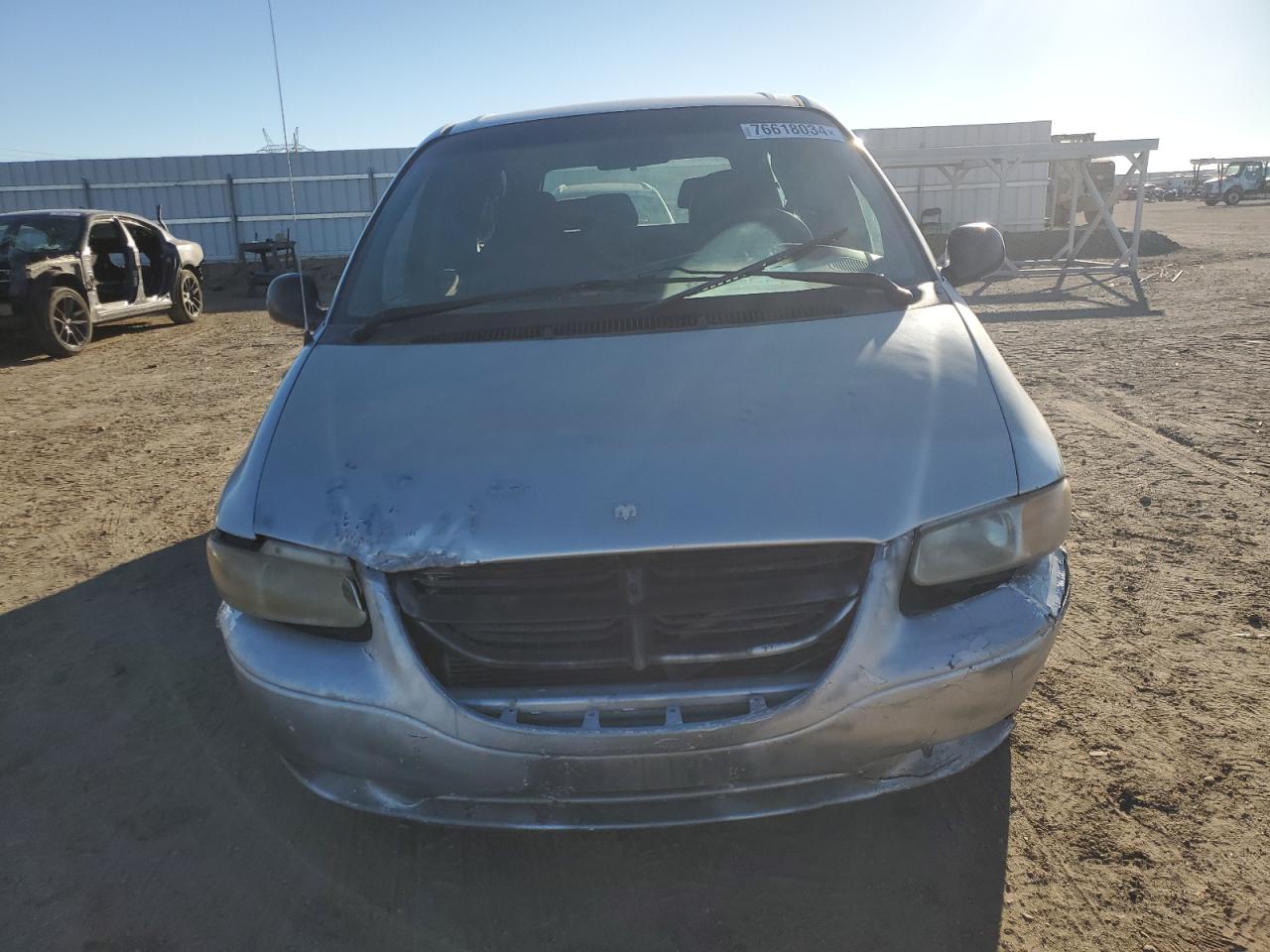 1999 Dodge Grand Caravan Se VIN: 1B4GT44L3XB902008 Lot: 76618034