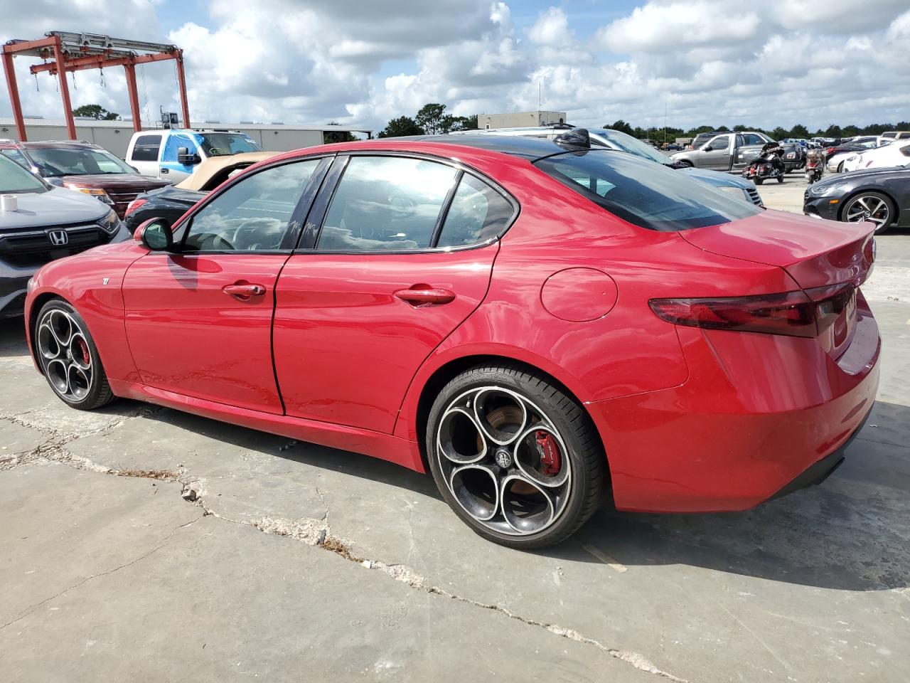 2022 Alfa Romeo Giulia - Image 2