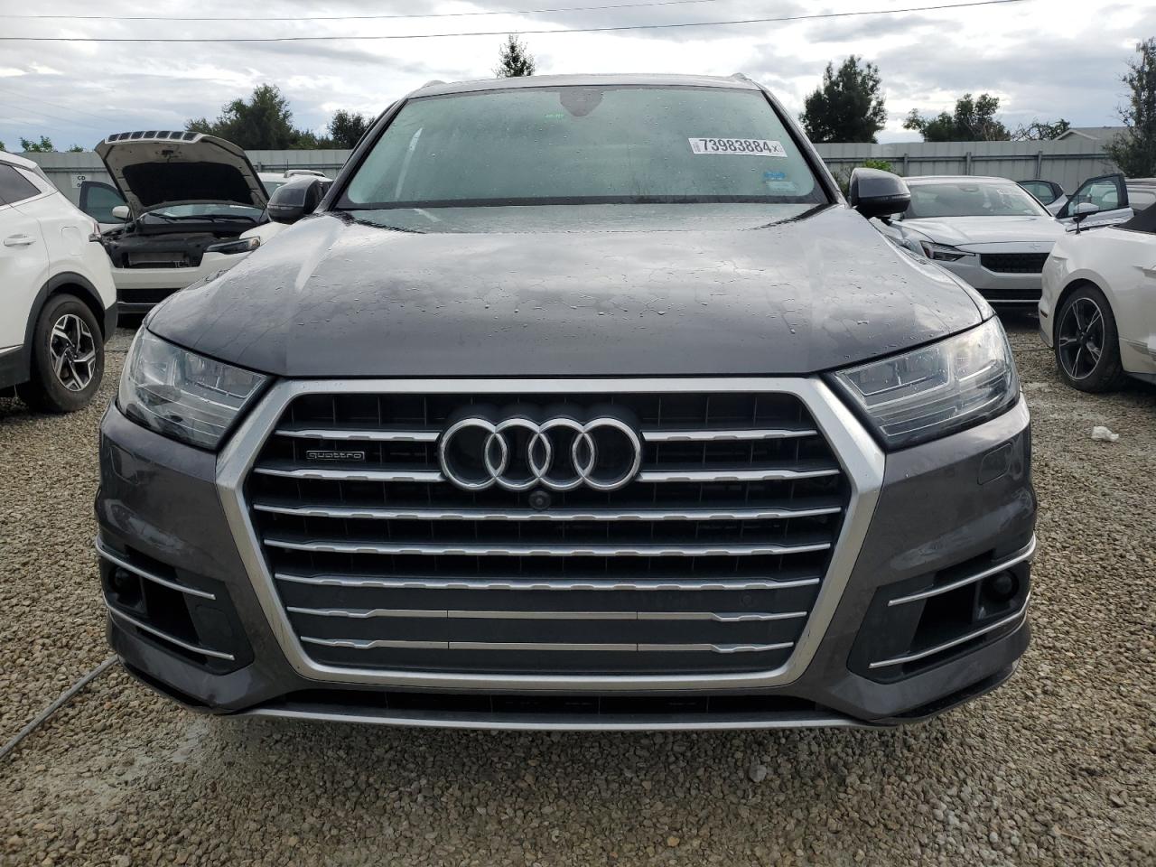 WA1VAAF78KD033427 2019 Audi Q7 Prestige