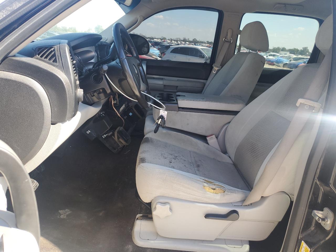 2009 Chevrolet Silverado - Image 7